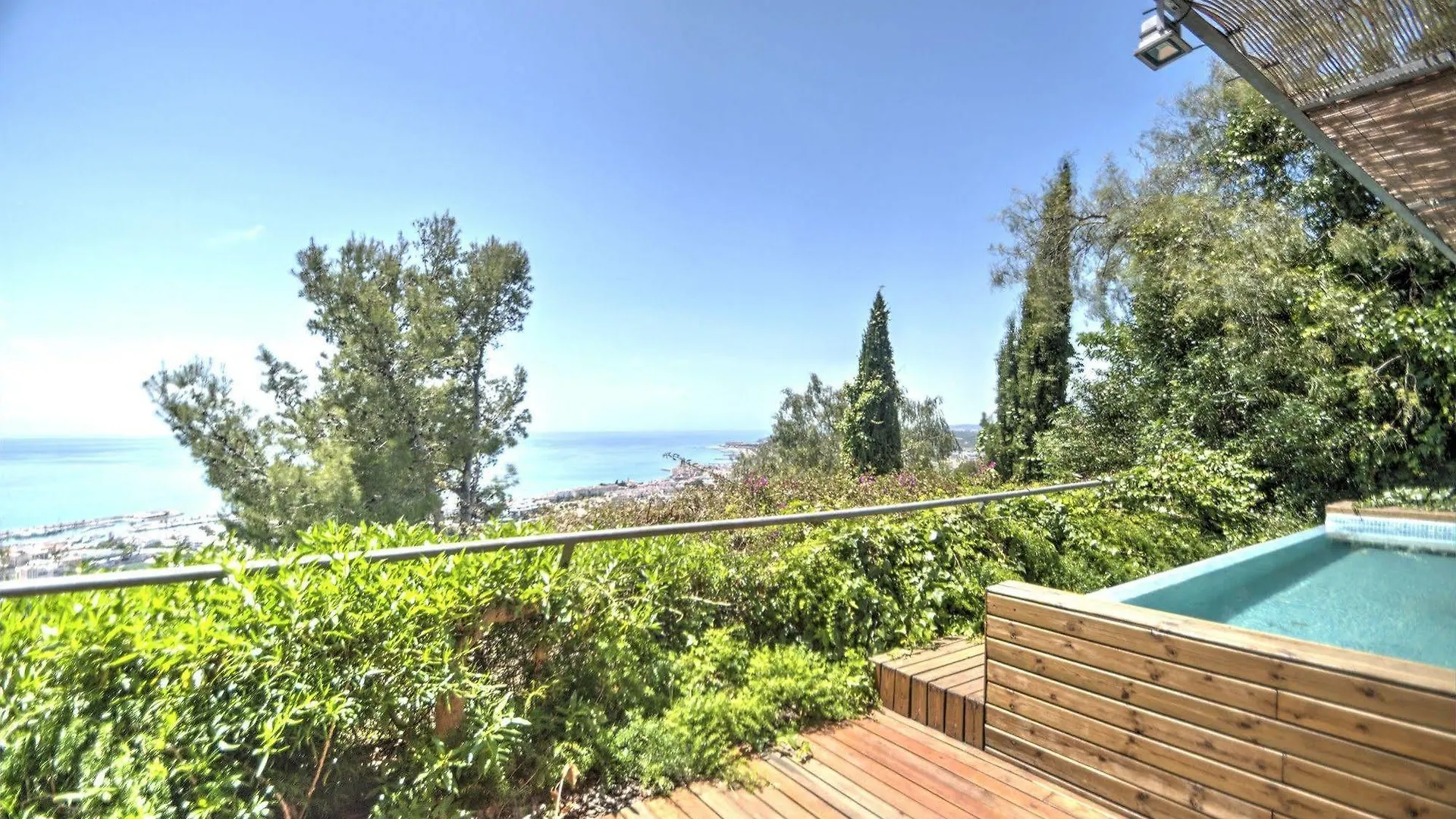 Casa Cielo By Helloapartments location